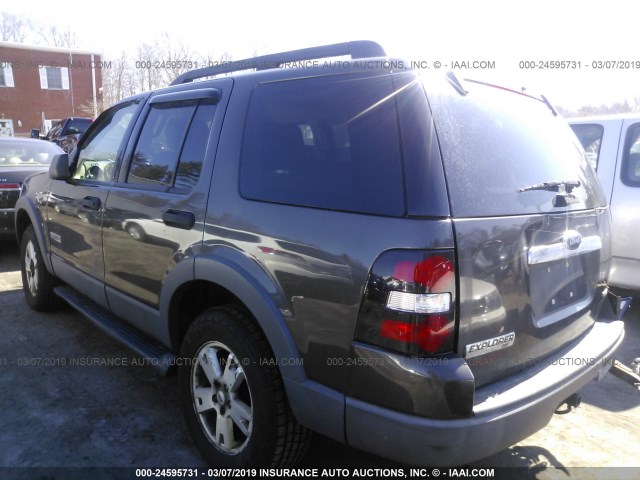 1FMEU73E66UB71794 - 2006 FORD EXPLORER XLT Dark Brown photo 3