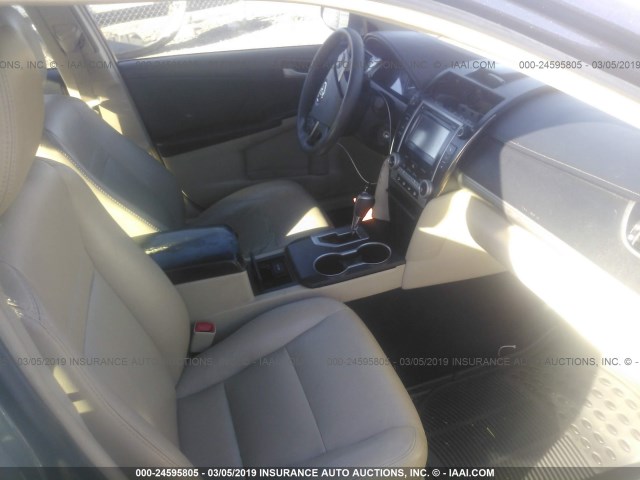 4T1BF1FK7CU001953 - 2012 TOYOTA CAMRY SE/LE/XLE 灰色 照片 5