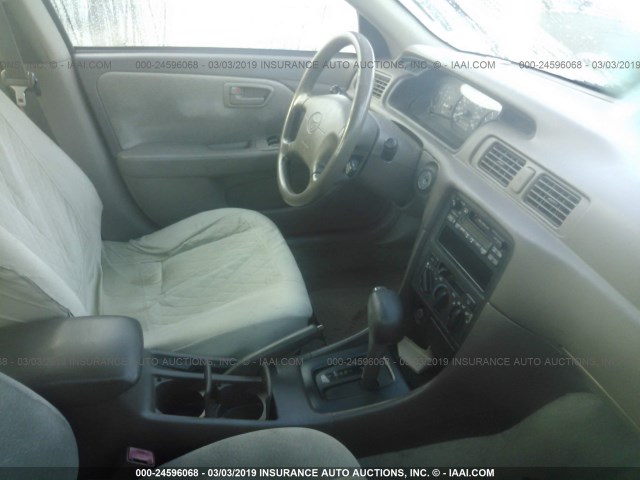 4T1BG22K0XU565863 - 1999 TOYOTA CAMRY CE/LE/XLE 棕色 照片 5