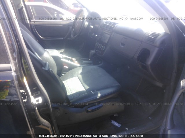 4JGAB54E92A345960 - 2002 MERCEDES-BENZ ML 320 BLACK photo 5