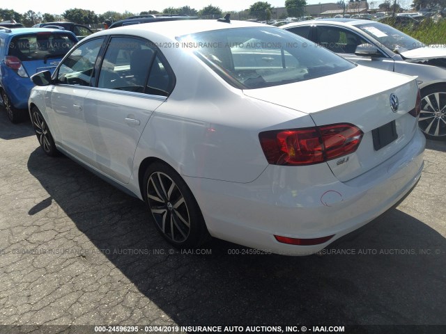 3VW4A7AJXCM014534 - 2012 VOLKSWAGEN JETTA GLI WHITE photo 3