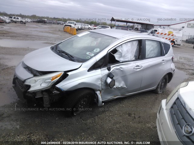 3N1CE2CP2EL377266 - 2014 NISSAN VERSA NOTE S/S PLUS/SV/SL SILVER photo 2