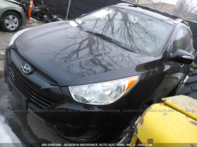 KM8JU3AC3CU322112 - 2012 HYUNDAI TUCSON GLS/LIMITED შავი ფოტო 2