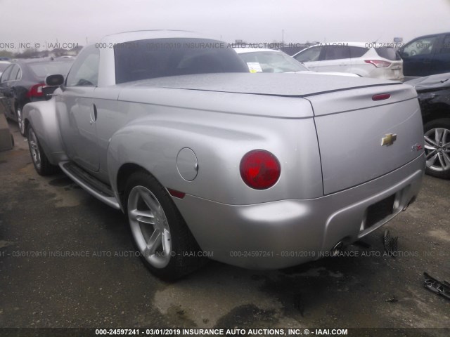 1GCES14P54B106418 - 2004 CHEVROLET SSR GRAY photo 3