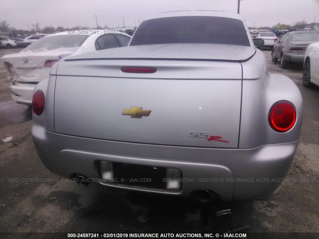 1GCES14P54B106418 - 2004 CHEVROLET SSR 灰色 照片 6