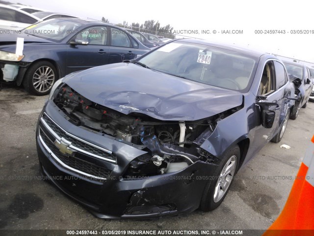 1G11C5SA4DF253946 - 2013 CHEVROLET MALIBU 1LT GRAY photo 2