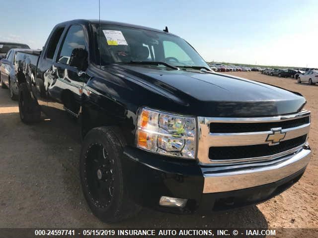 2GCEC19J181323715 - 2008 CHEVROLET SILVERADO C1500 BLACK photo 1