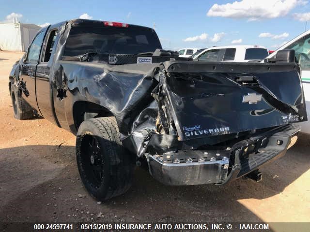 2GCEC19J181323715 - 2008 CHEVROLET SILVERADO C1500 BLACK photo 3