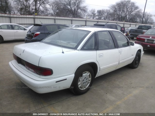 2G4WB52M1T1467773 - 1996 BUICK REGAL CUSTOM WHITE photo 4