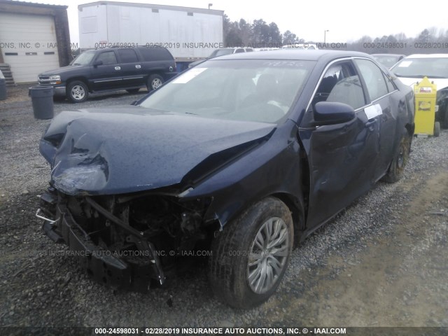 4T1BF1FK0EU788926 - 2014 TOYOTA CAMRY L/SE/LE/XLE 蓝色 照片 2