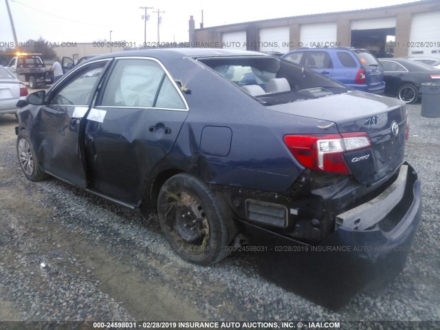4T1BF1FK0EU788926 - 2014 TOYOTA CAMRY L/SE/LE/XLE 蓝色 照片 3