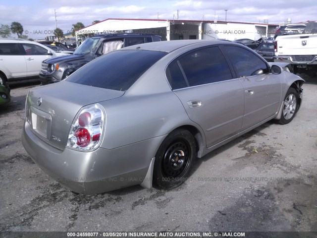 1N4AL11D05C303830 - 2005 NISSAN ALTIMA S/SL GOLD photo 4