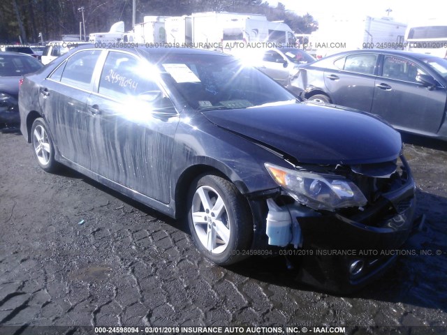 4T1BF1FK0DU274475 - 2013 TOYOTA CAMRY L/SE/LE/XLE 黑色 照片 1