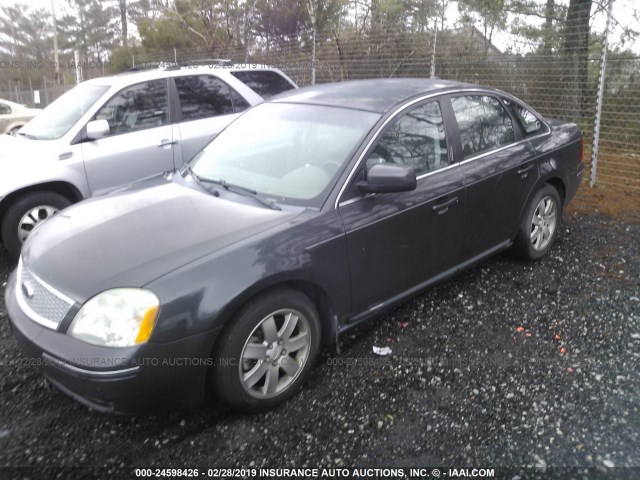 1FAHP24197G144229 - 2007 FORD FIVE HUNDRED SEL GRAY photo 2