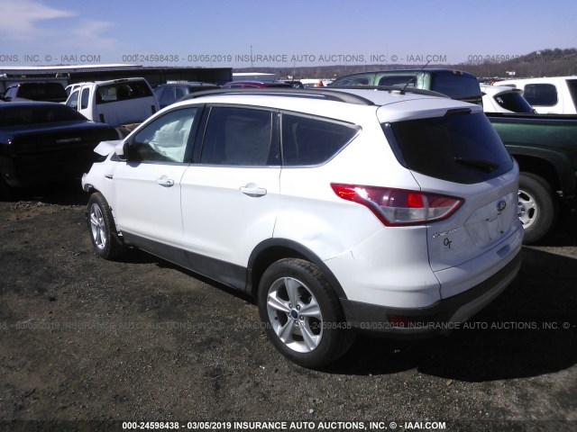 1FMCU9G91EUD67494 - 2014 FORD ESCAPE SE WHITE photo 3