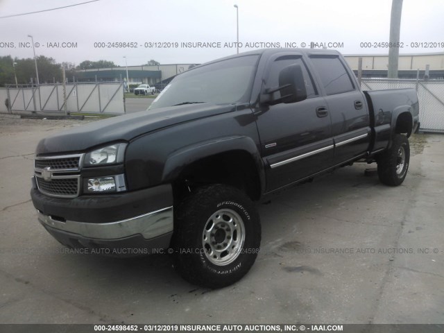 1GCHC23205F891866 - 2005 CHEVROLET SILVERADO C2500 HEAVY DUTY GRAY photo 2