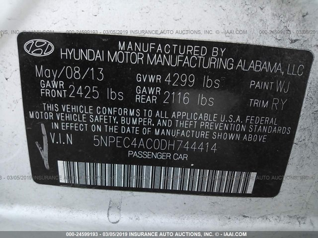 5NPEC4AC0DH744414 - 2013 HYUNDAI SONATA SE/LIMITED WHITE photo 9