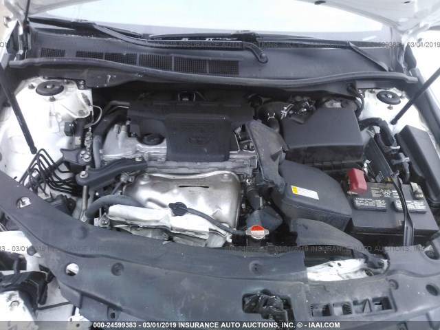 4T1BF1FK2GU180425 - 2016 TOYOTA CAMRY LE/XLE/SE/XSE WHITE photo 10