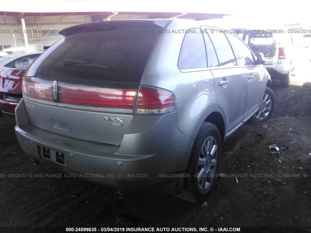 2LMDU88CX7BJ25275 - 2007 LINCOLN MKX SILVER photo 4