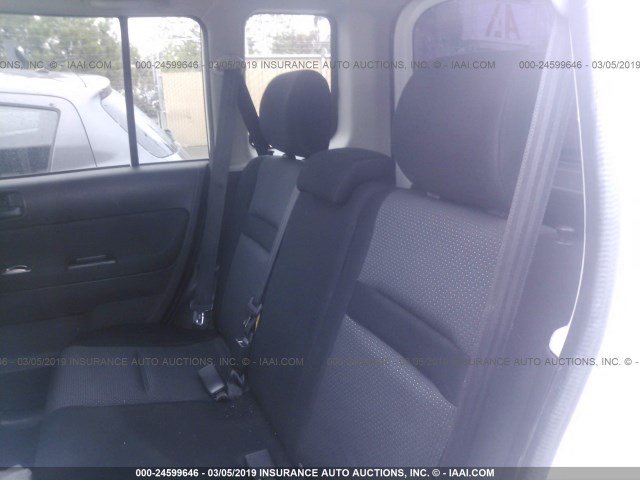 JTLKT324X64062299 - 2006 TOYOTA SCION XB 白色 照片 8