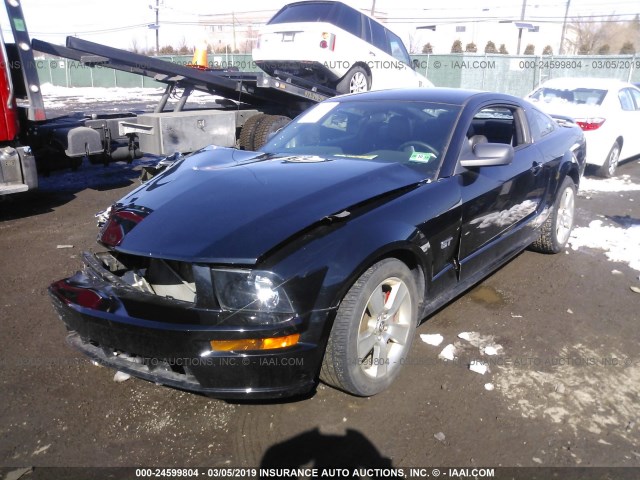 1ZVHT82H265141317 - 2006 FORD MUSTANG GT BLACK photo 2