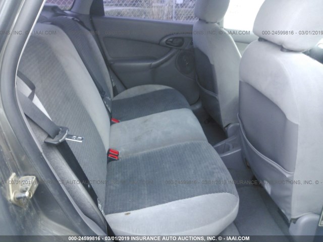 3FAFP37352R232061 - 2002 FORD FOCUS ZX5 GRAY photo 8