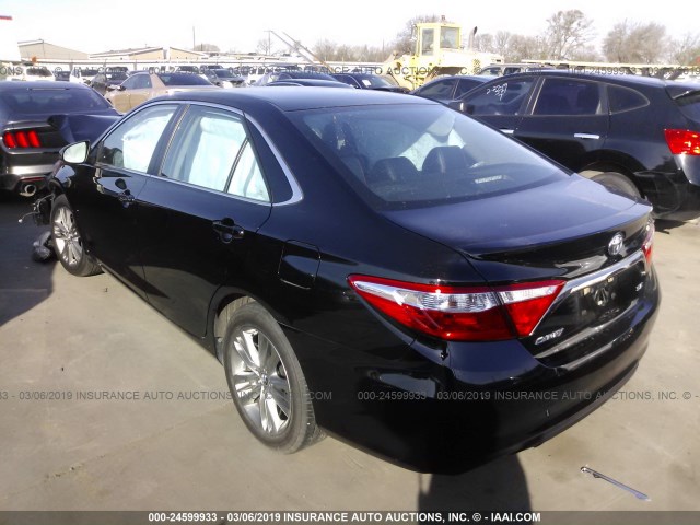 4T1BF1FK9GU149060 - 2016 TOYOTA CAMRY LE/XLE/SE/XSE BLACK photo 3