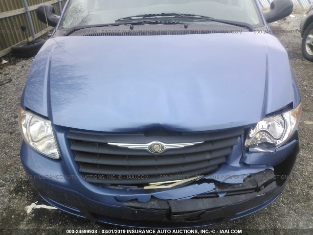 1A4GJ45R47B162572 - 2007 CHRYSLER TOWN & COUNTRY LX BLUE photo 6