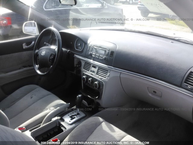 5NPEU46F56H087810 - 2006 HYUNDAI SONATA GLS/LX WHITE photo 5