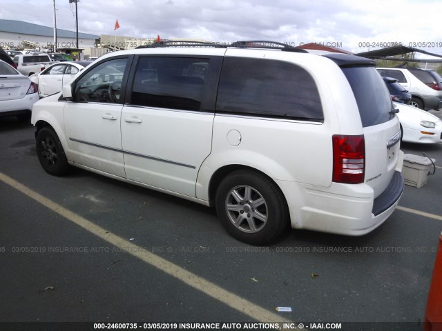 2A4RR5D12AR397838 - 2010 CHRYSLER TOWN & COUNTRY TOURING WHITE photo 3