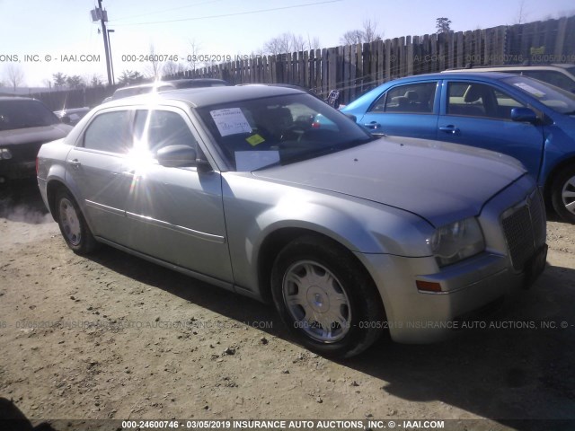 2C3JA53G95H675800 - 2005 CHRYSLER 300 TOURING SILVER photo 1