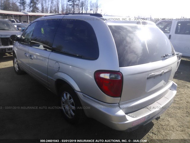 2C4GP54L65R208263 - 2005 CHRYSLER TOWN & COUNTRY TOURING SILVER photo 3