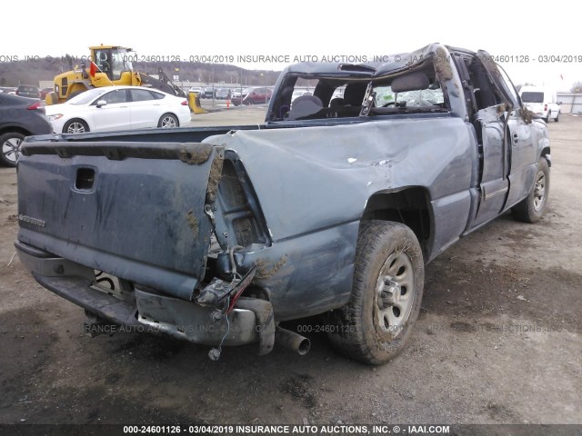 1GCEC19T86Z153746 - 2006 CHEVROLET SILVERADO C1500 BLUE photo 4