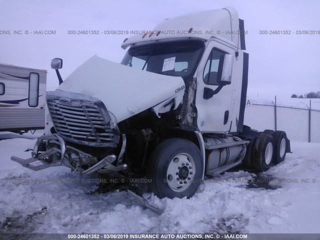 1FUJGBDV8FLGN4569 - 2015 FREIGHTLINER CASCADIA 113  Unknown photo 2