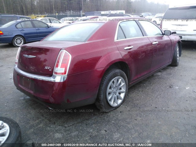 2C3CCAEGXEH345737 - 2014 CHRYSLER 300C RED photo 4