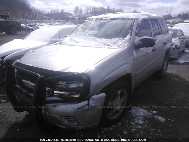 1GNDT13S882106764 - 2008 CHEVROLET TRAILBLAZER LS/LT SILVER photo 2