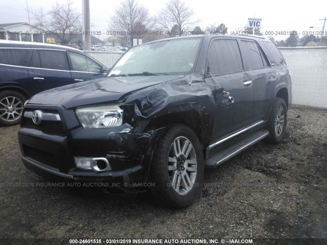 JTEBU5JR3D5136473 - 2013 TOYOTA 4RUNNER SR5/LIMITED/TRAIL BLACK photo 2