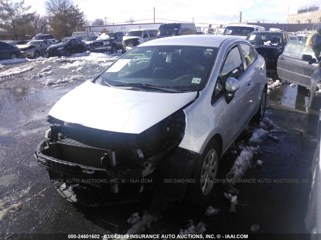 KNADM4A36E6326747 - 2014 KIA RIO LX SILVER photo 2