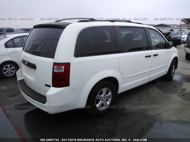 2D8HN44H78R703836 - 2008 DODGE GRAND CARAVAN SE WHITE photo 4