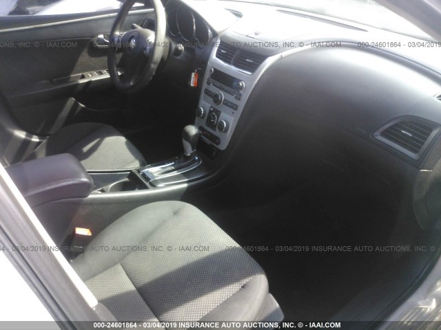 1G1ZC5EU7BF102136 - 2011 CHEVROLET MALIBU 1LT SILVER photo 5