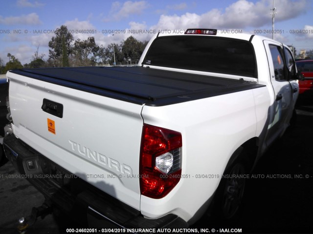 5TFEM5F11HX122330 - 2017 TOYOTA TUNDRA CREWMAX SR5 WHITE photo 4