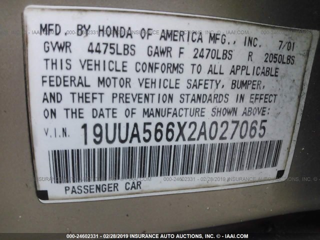 19UUA566X2A027065 - 2002 ACURA 3.2TL TAN photo 9