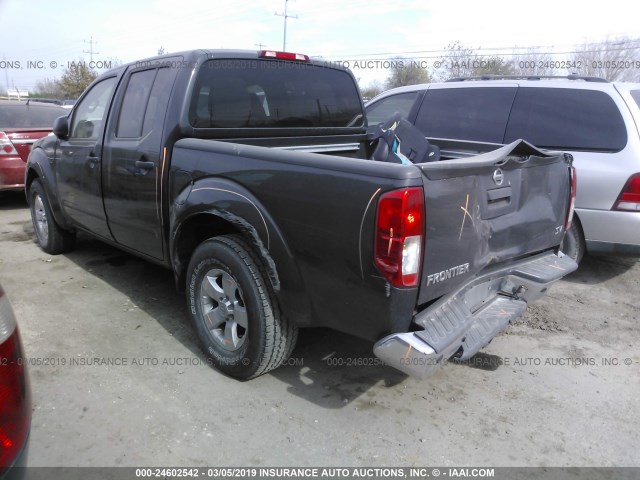 1N6AD0ER9DN724095 - 2013 NISSAN FRONTIER S/SV/SL/PRO-4X GRAY photo 3