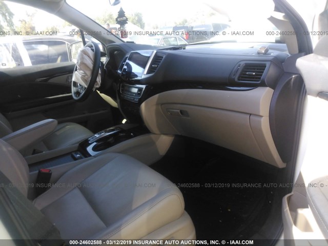 5FNYF6H90HB072255 - 2017 HONDA PILOT TOURING თეთრი ფოტო 5