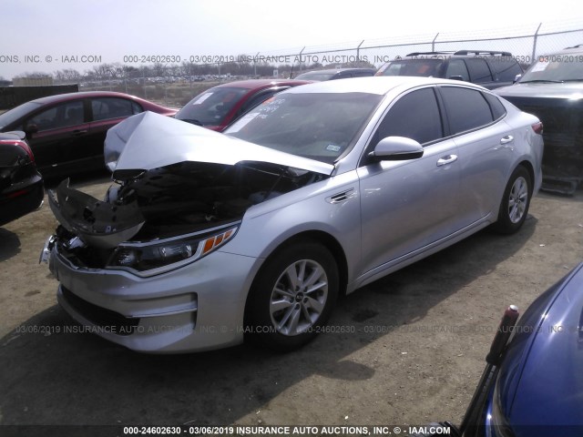 5XXGT4L38JG223969 - 2018 KIA OPTIMA LX/S SILVER photo 2