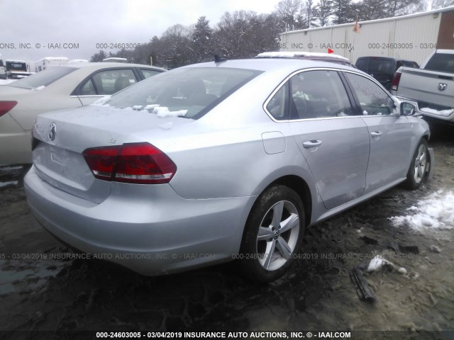 1VWBP7A34DC001207 - 2013 VOLKSWAGEN PASSAT SE SILVER photo 4