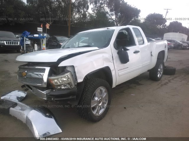 1GCRKSE71CZ190264 - 2012 CHEVROLET SILVERADO K1500 LT WHITE photo 2