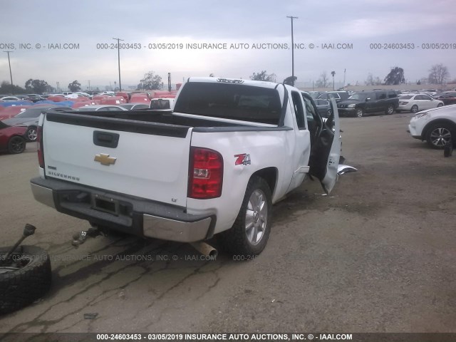 1GCRKSE71CZ190264 - 2012 CHEVROLET SILVERADO K1500 LT WHITE photo 4