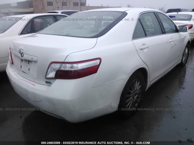 4T1BB46K47U020317 - 2007 TOYOTA CAMRY NEW GENERAT HYBRID WHITE photo 4