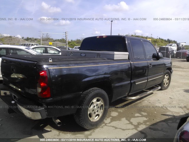 1GCEC19T85Z255224 - 2005 CHEVROLET SILVERADO C1500 BLACK photo 4